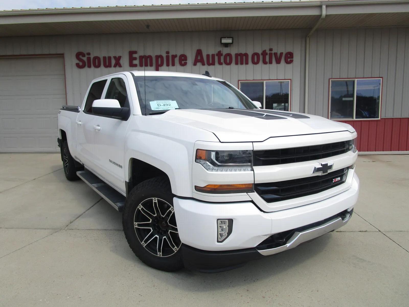 chevrolet silverado 1500 2018 3GCUKREC9JG276631 image chevrolet silverado 1500 2018 3GCUKREC9JG276631 image
